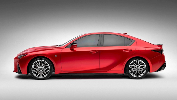 Japanese Muscle Car: Lexus Throws it Back with 472hp V8 2022 IS500