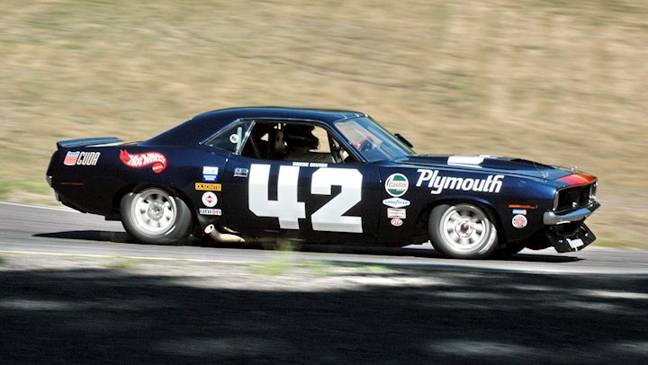 The 1970-1974 Plymouth Barracuda Closed Out Mopar's E-Body Muscle Car Era |  DrivingLine, image size:720x406