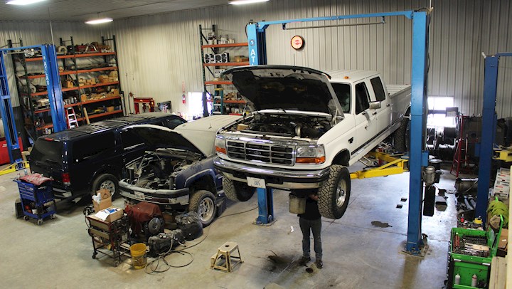 Diesel Mechanic Shop