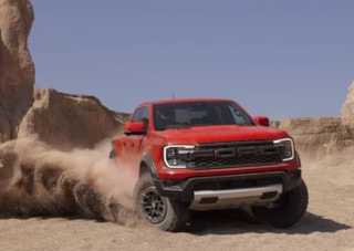 Comparing The Global Ford Ranger Raptor To The Current Ford Ranger ...