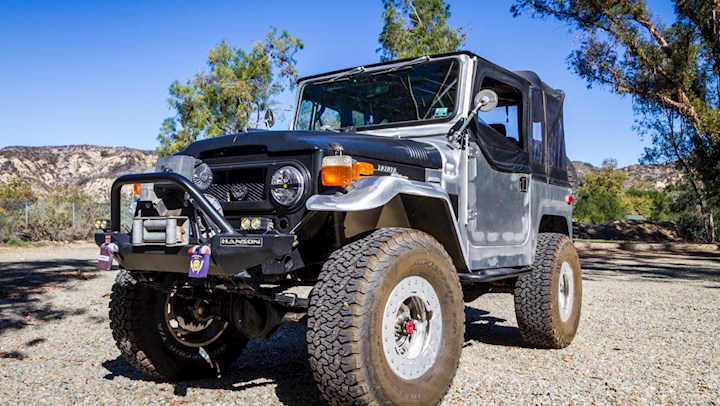 Toyota Land Cruiser Levantado Fj40