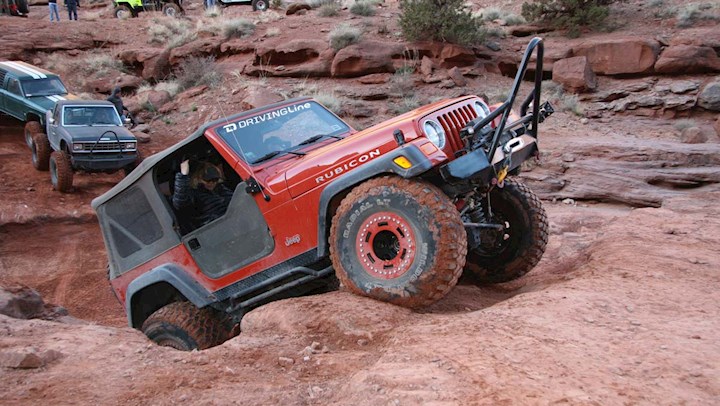 Jeep Wrangler Unit Bearings: What You Don't Know Can Hurt You | DrivingLine Jeep Wrangler Unit Bearings: What You Don't Know Can Hurt You | DrivingLine