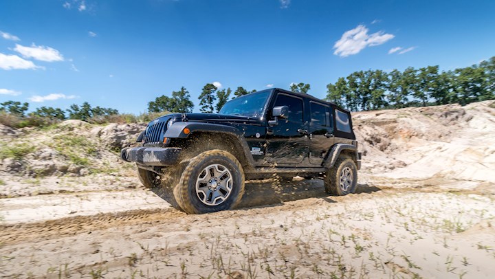How To Properly Calibrate Your JK for Taller Tires | DrivingLine