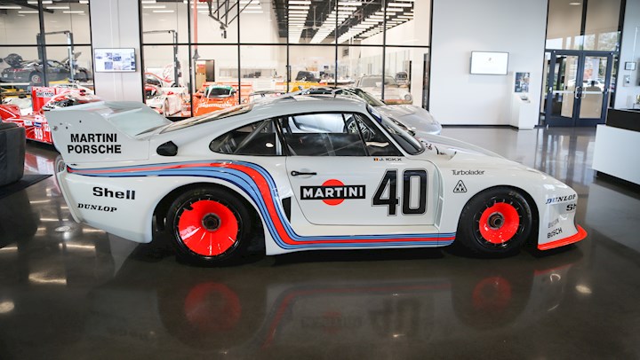 5 Reasons to Visit the Porsche Experience Center in LA | DrivingLine