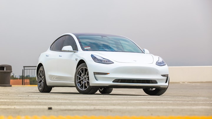 how to drive tesla model 3 for the first time