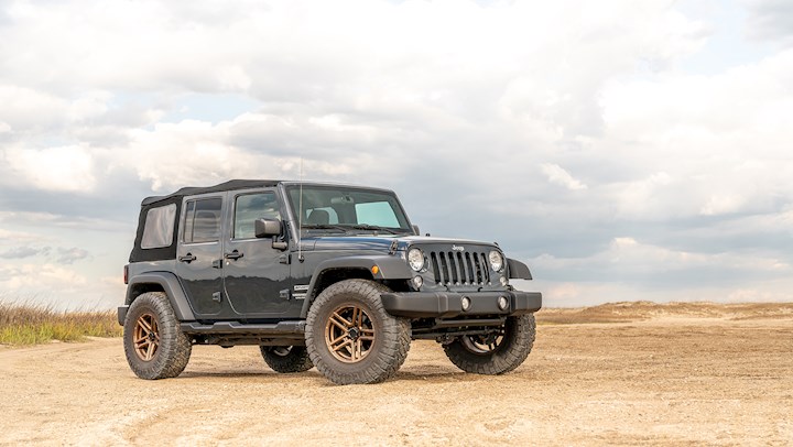 Tested: 35s with No Lift on the Jeep Wrangler JK | DrivingLine