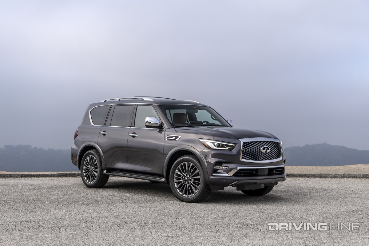 Infiniti QX80 front view 3/4