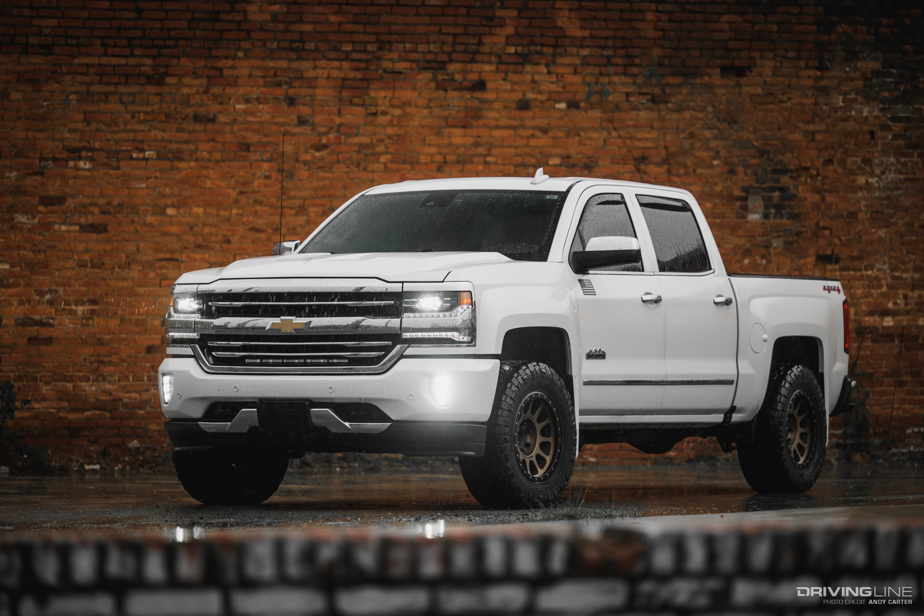 2017 Chevrolet Silverado High Country front