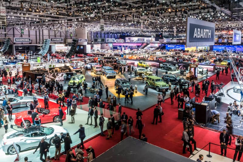 2016 Geneva International Motor Show showroom