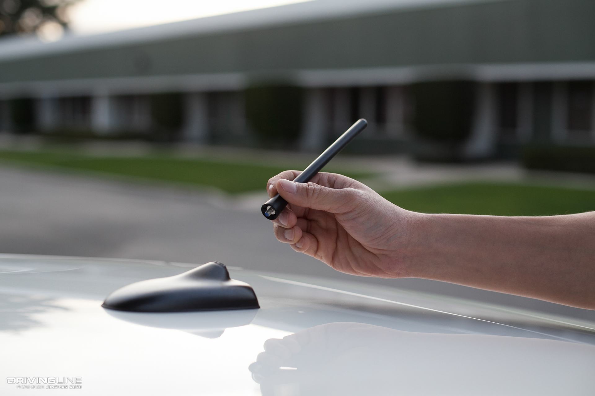drivingline beat sonic shark fin antenna 02