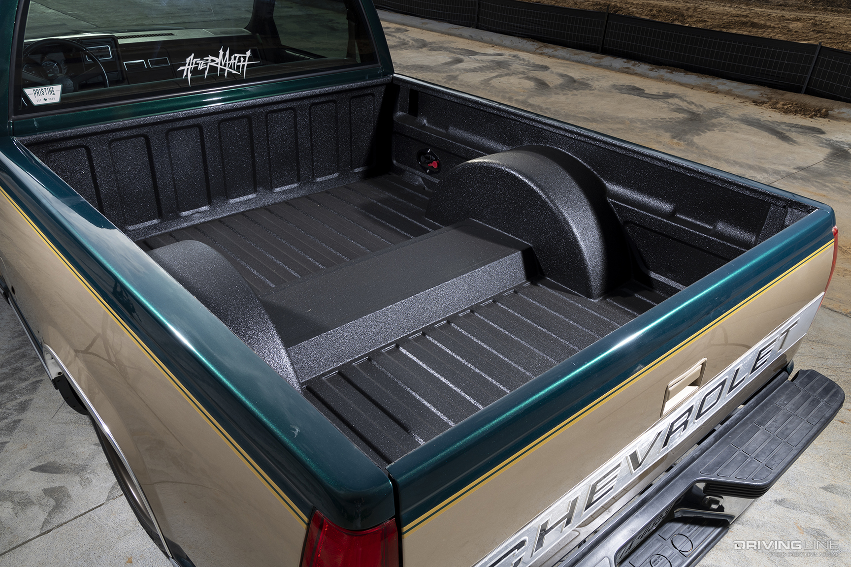 Bed of Jose Galvan's '91 Chevy Silverado C1500 (OBS)