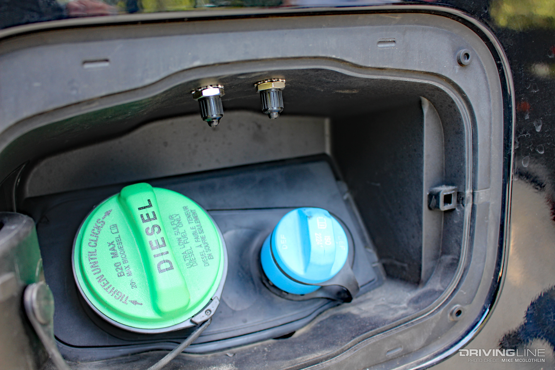 Air Suspension Schrader Valves Ford Super Duty