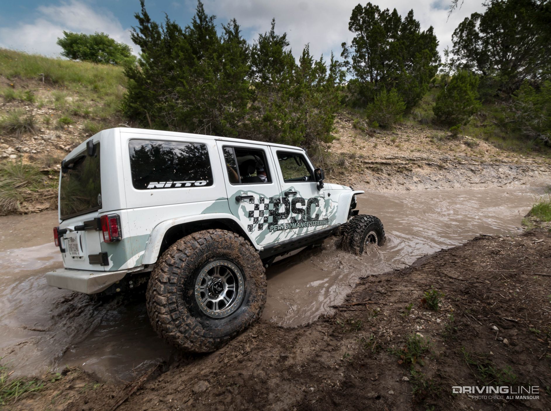 psc motorsports v 8 jeep wrangler mud water