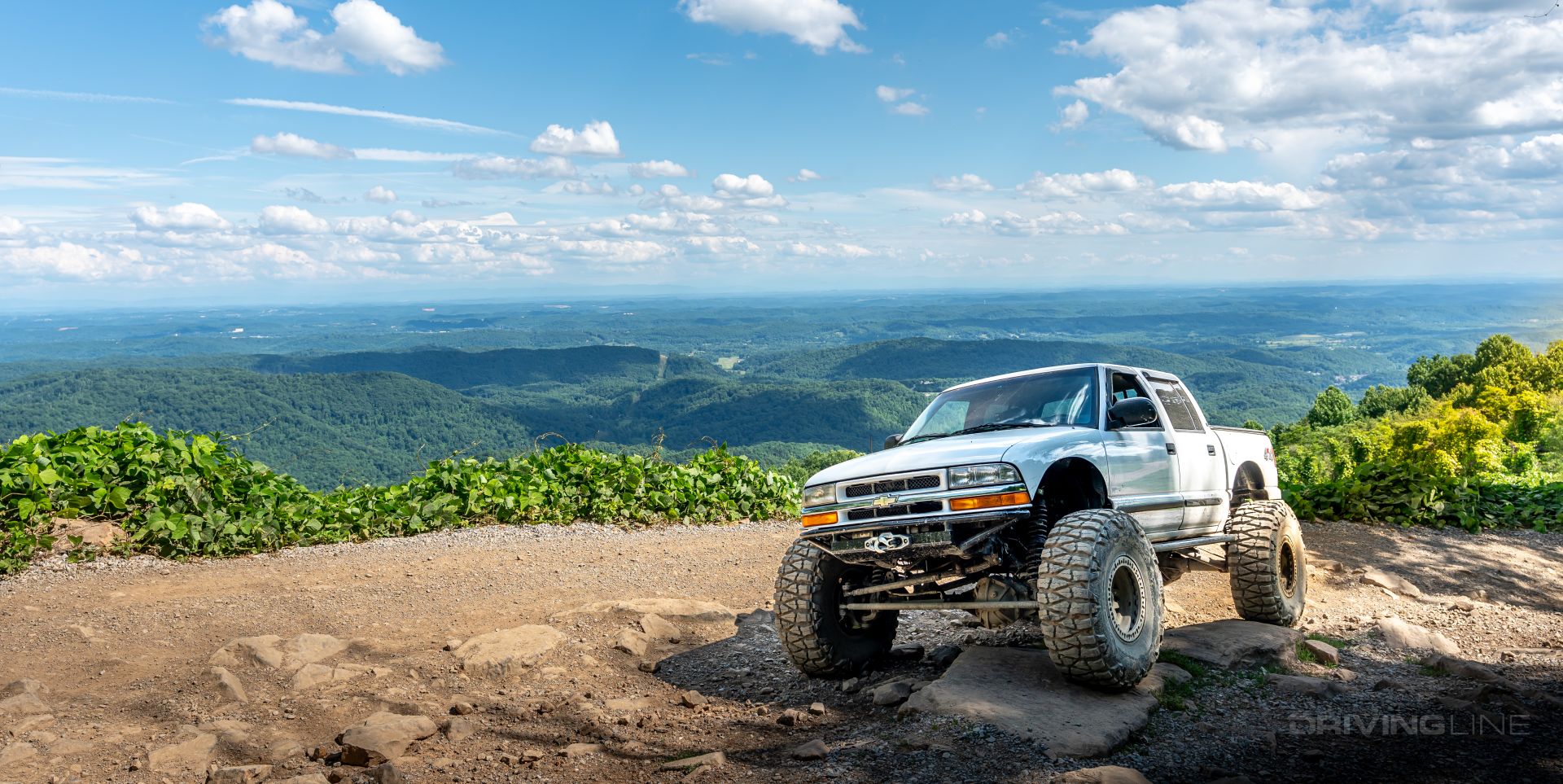 Windrock Park overlook Chevy S10 on 40 inch Nitto mud grapplers