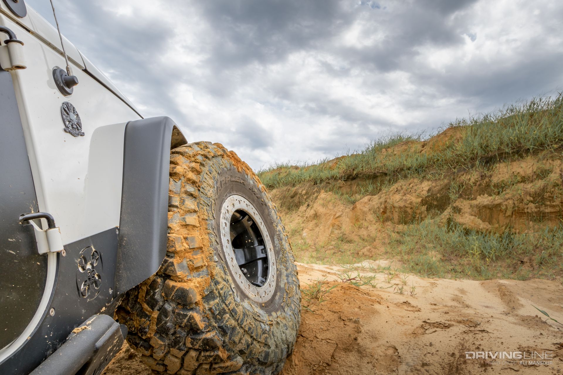 mce-narrow-fenders-jeep-wrangler-jk-nitto-trail-grapplers