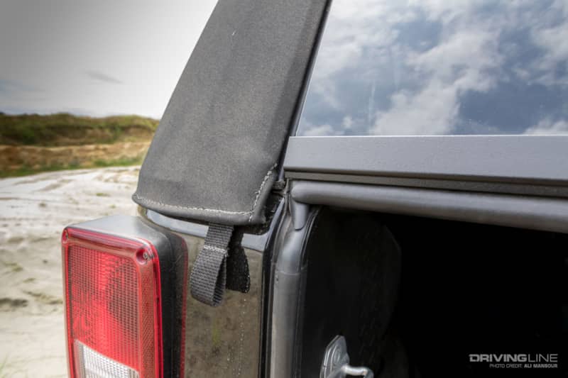 2013-jeep-wrangler-unlimited-bestop-trektop-pro-hybrid-review