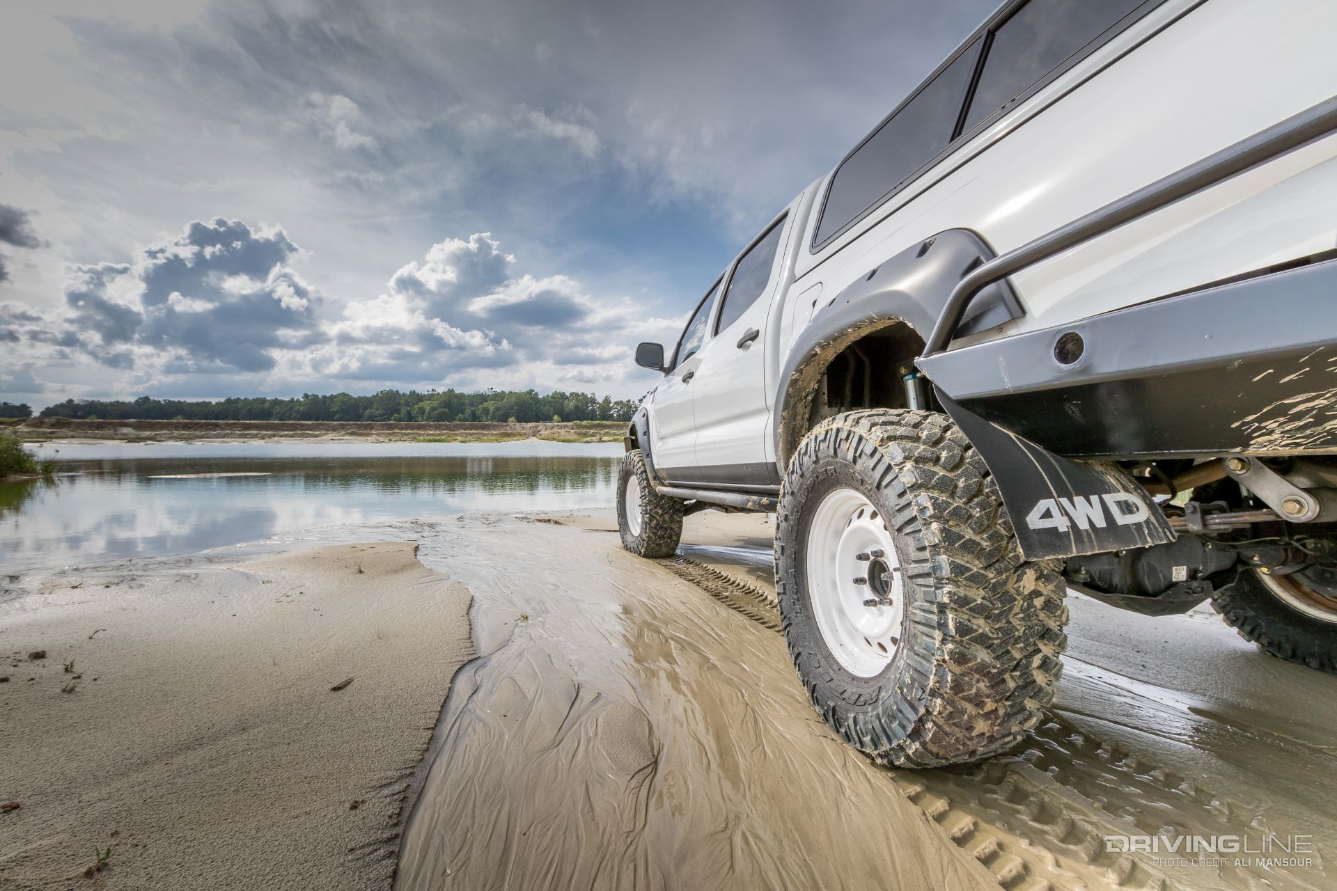 006-2008-toyota-tacoma-nitto-trail-grapplers-brute-force-fab