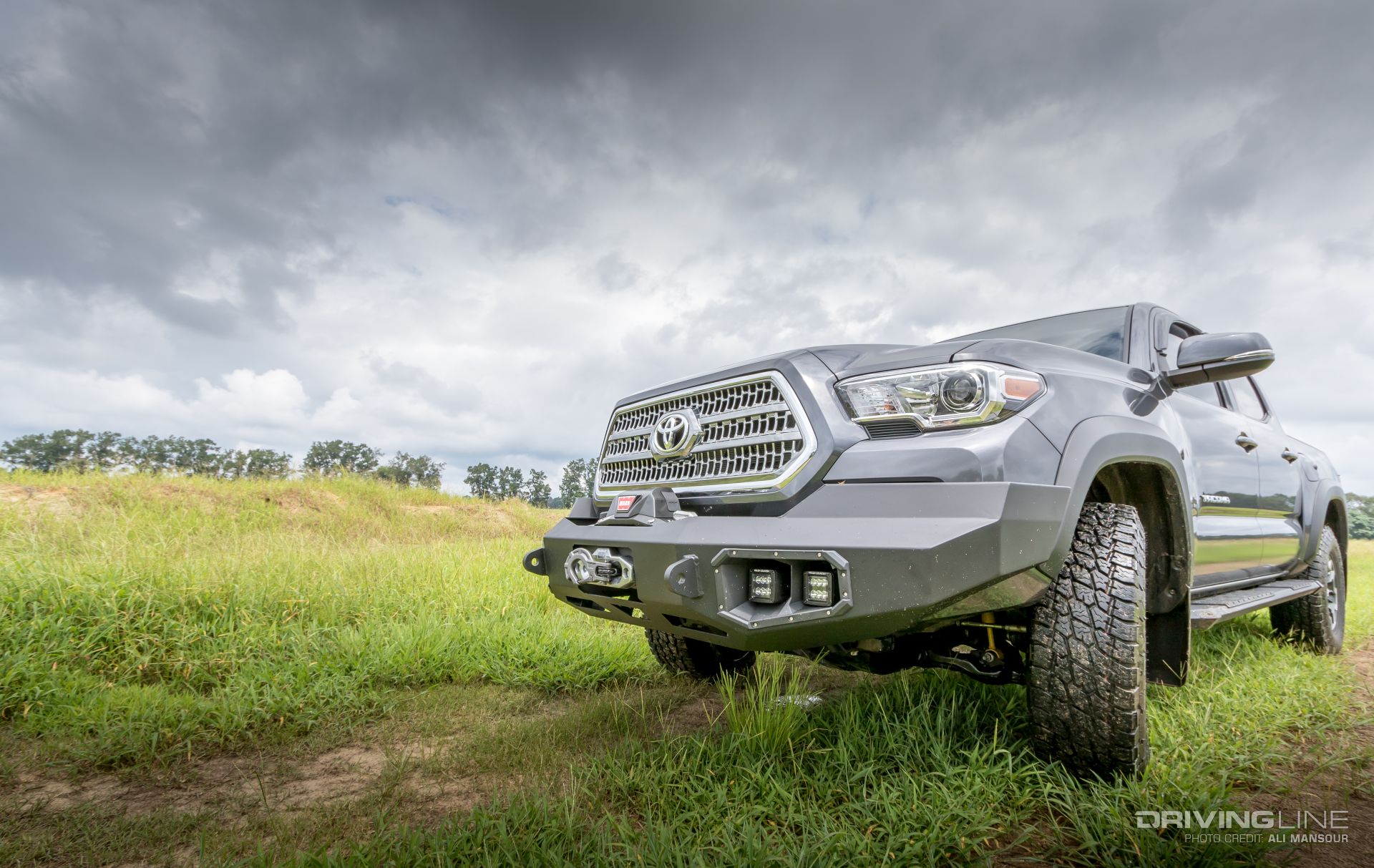 2017-toyota-tacoma-warn-ascent-bumpers-zeon-winch