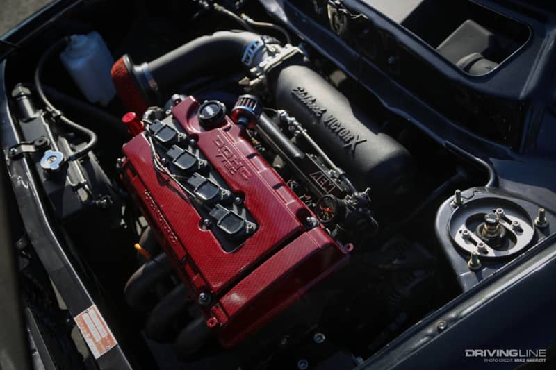 B18C1 VTEC engine from an Acura Integra in a '79 Civic