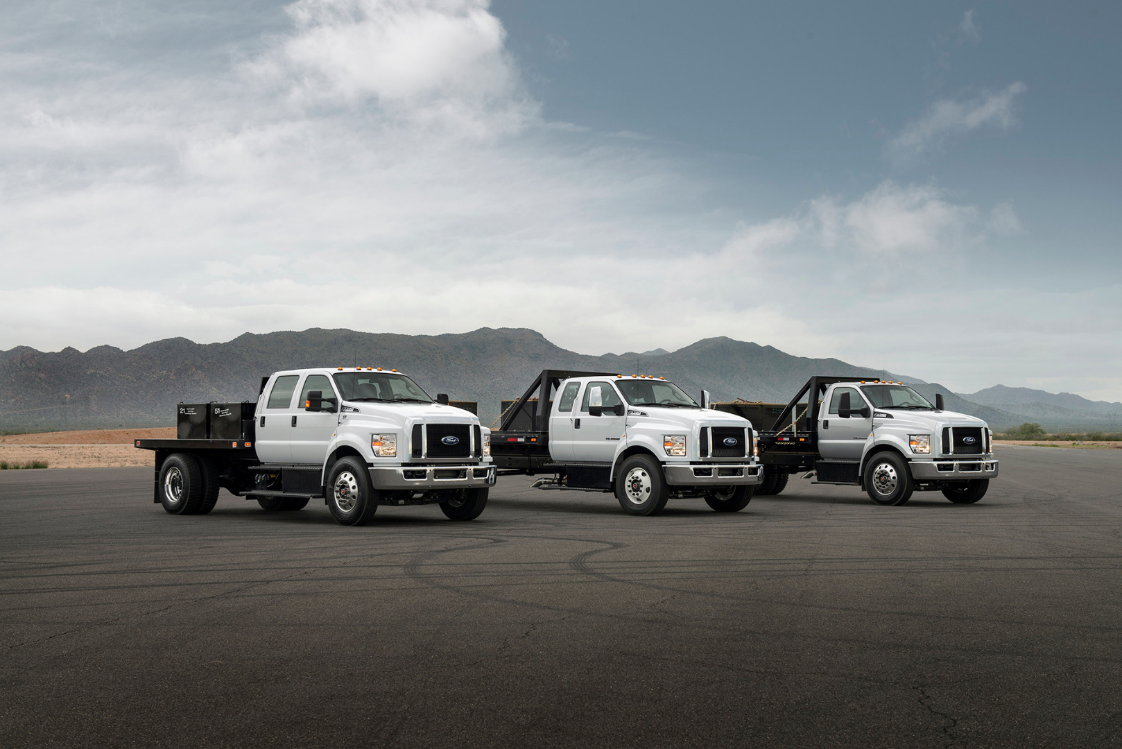 010-Ford-F650-F750-Medium-Duty-Trucks