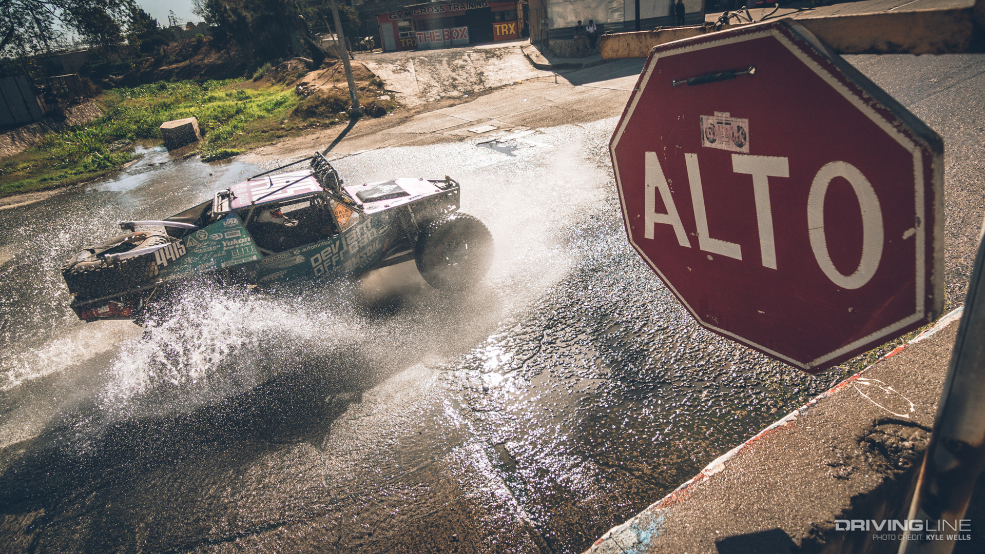 4415 Hammer Truck making a splash