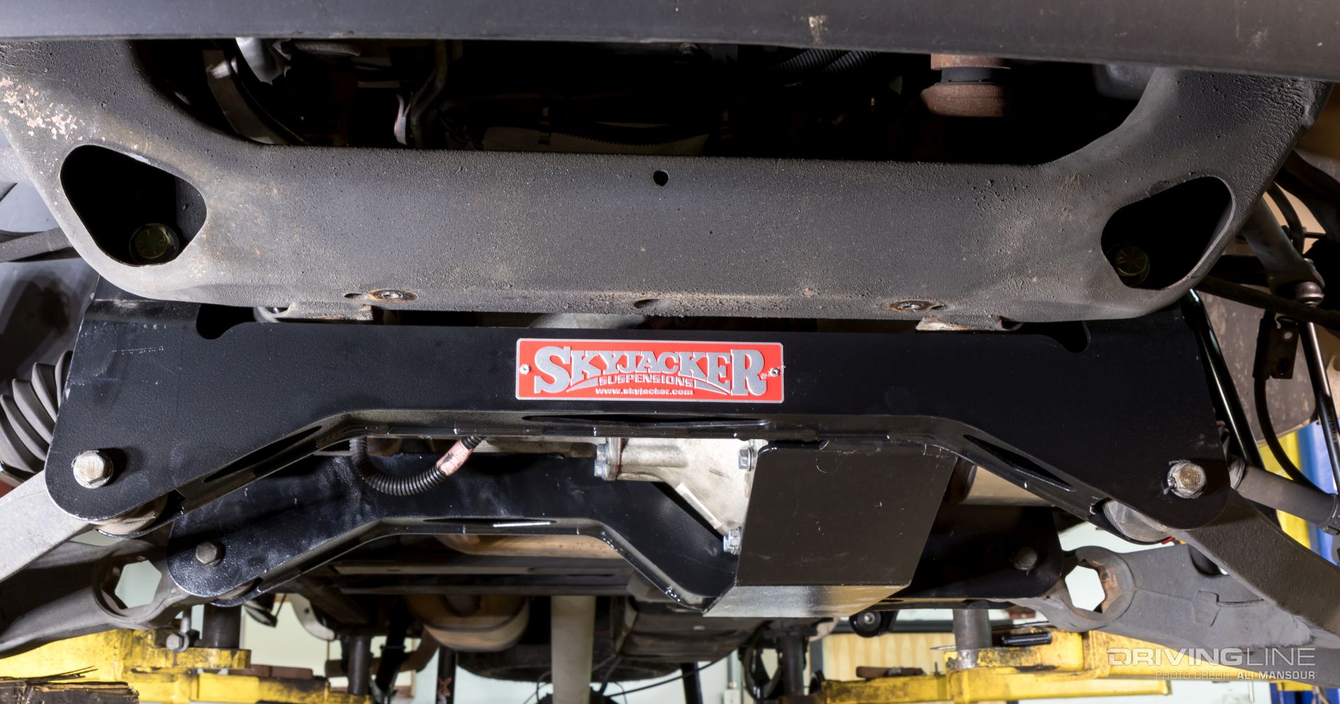 2006-GMC-Sierra-1500-skyjacker-lift-35-nitto-ridge-grapplers