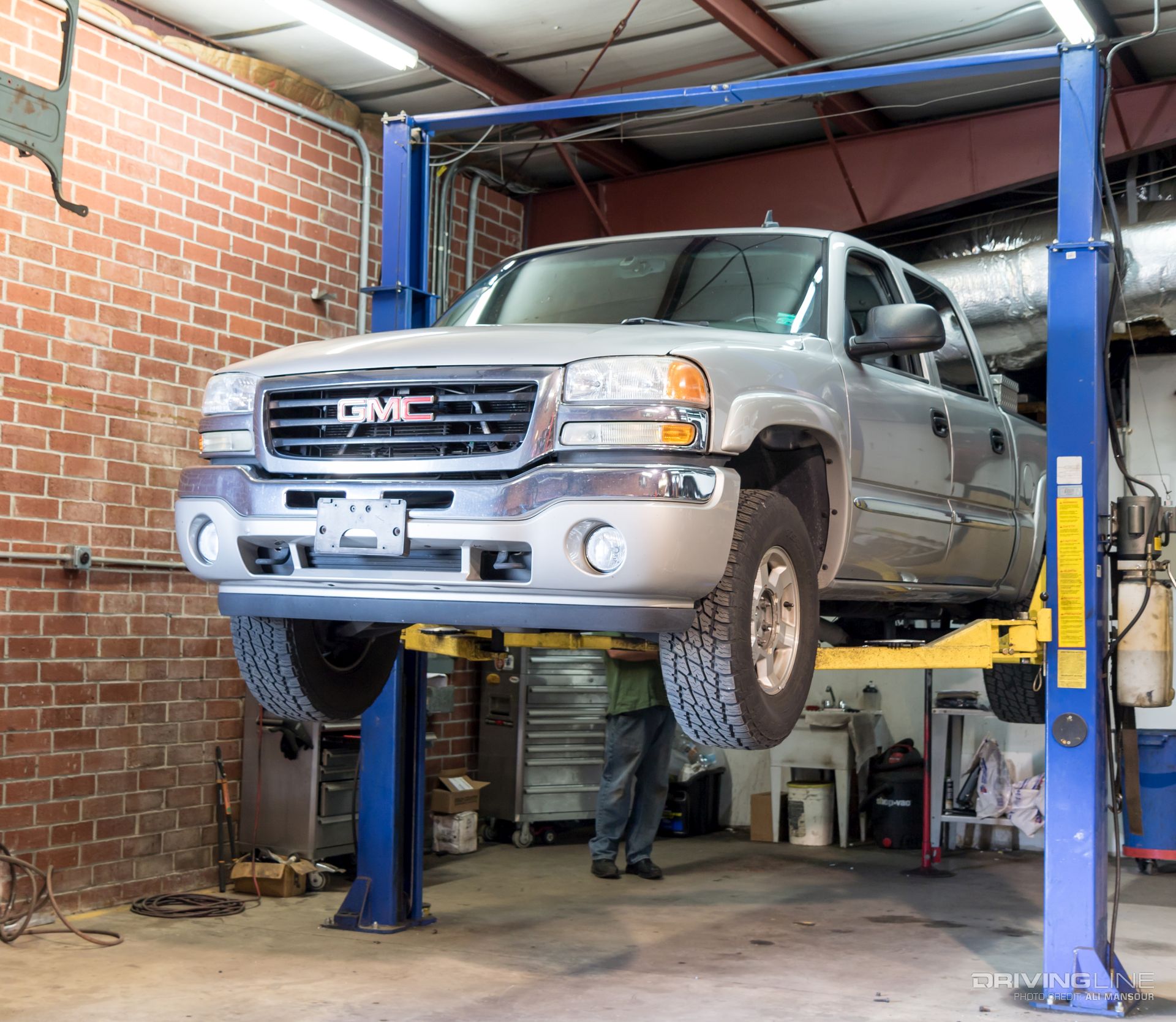 2006-GMC-Sierra-1500-skyjacker-lift-35-nitto-ridge-grapplers