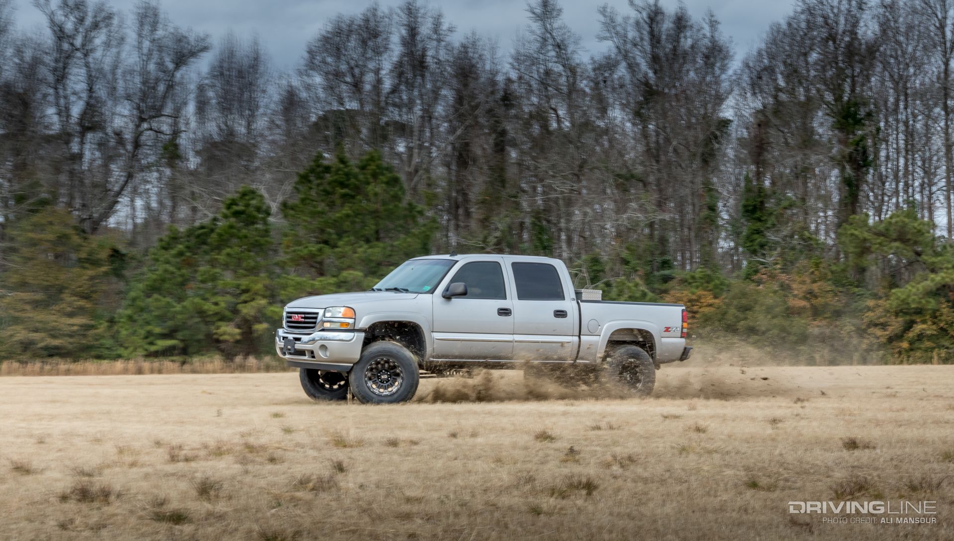 2006-GMC-Sierra-1500-skyjacker-lift-35-nitto-ridge-grapplers