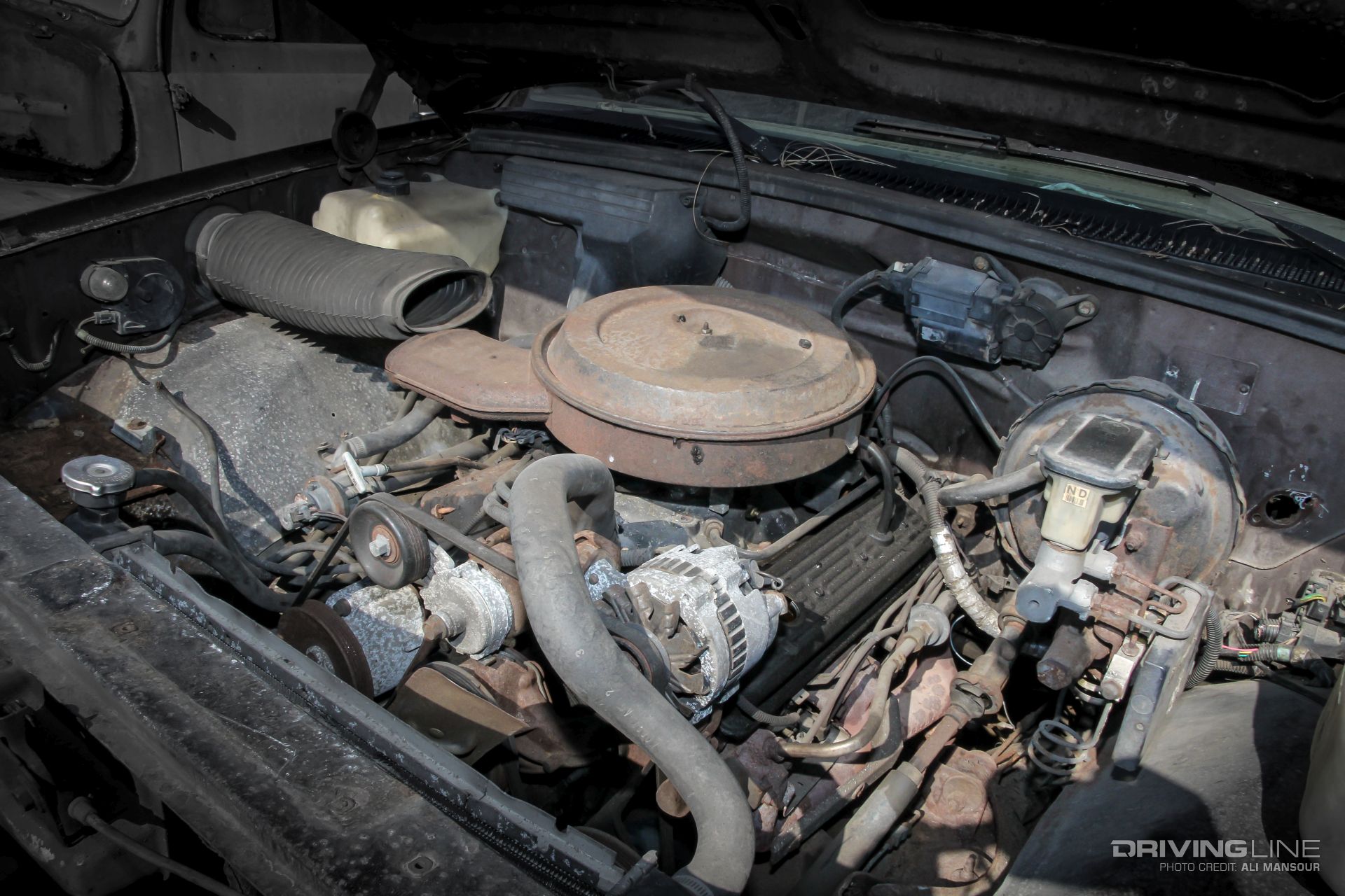 GM 350ci small block engine