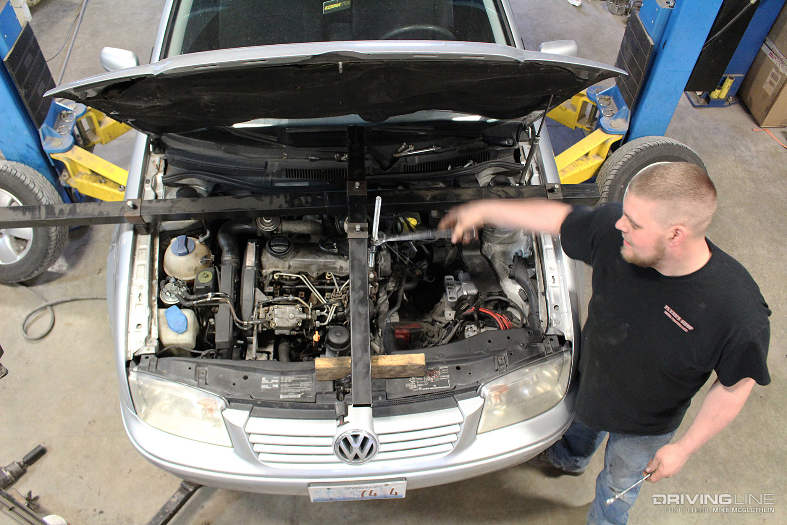 005-2003-Volkswagen-Jetta-TDI-Engine-Hoist