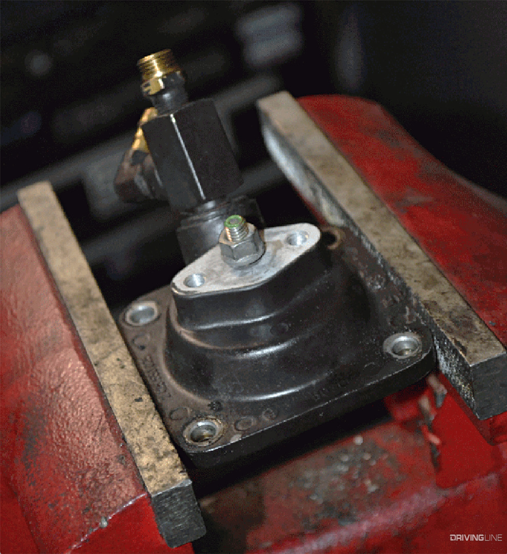 Cummins P pump smoke screw