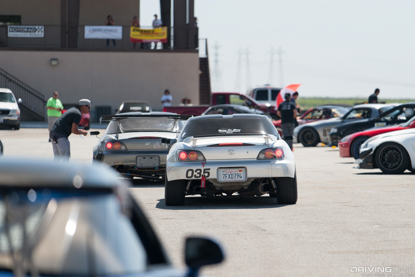 VTEC Club USA rd. 1 Streets of Willow Springs Buttonwillow Honda S2000 rears pre-grid