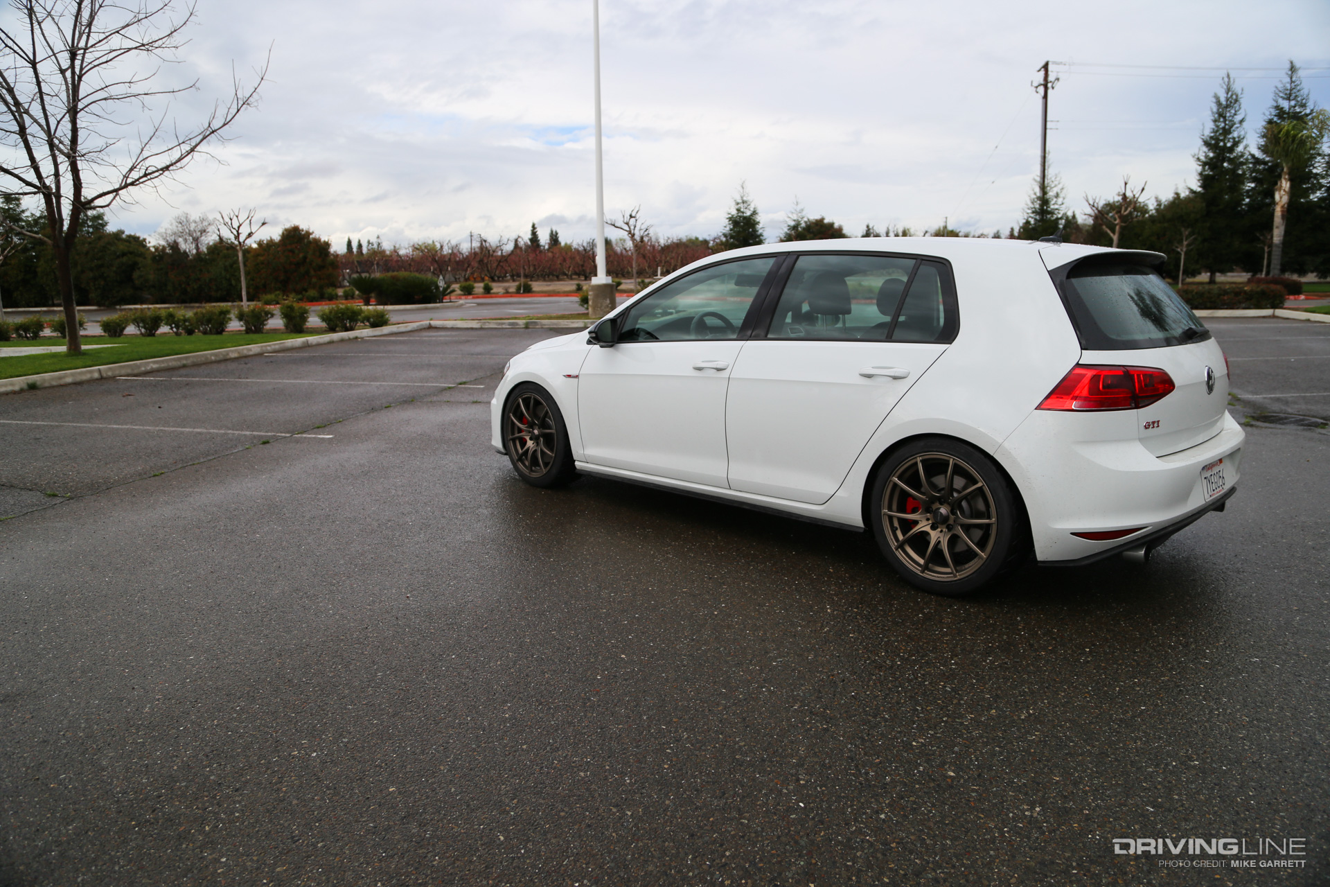 VW Golf GTI Right Side