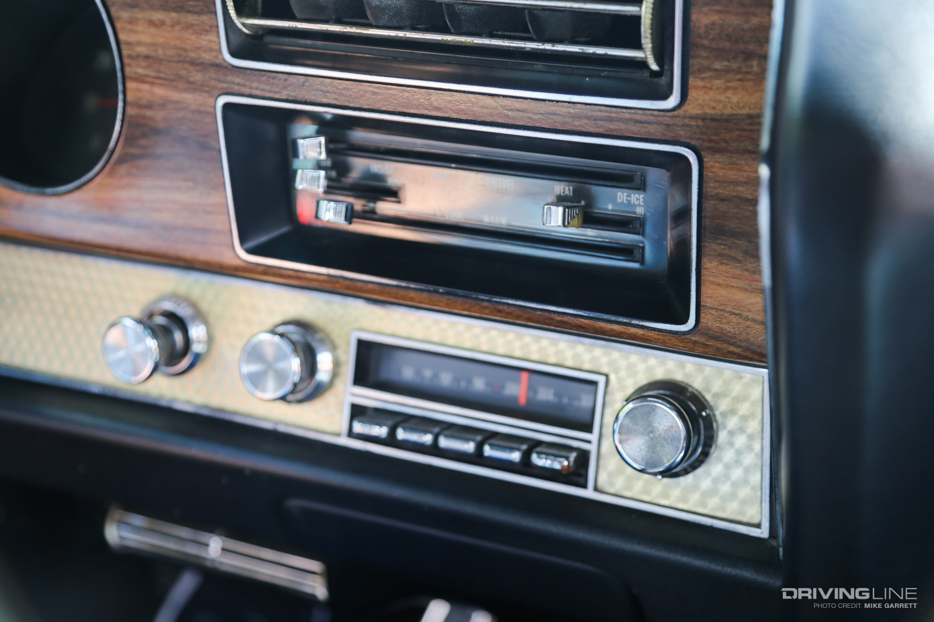 Pontiac GTO Radio
