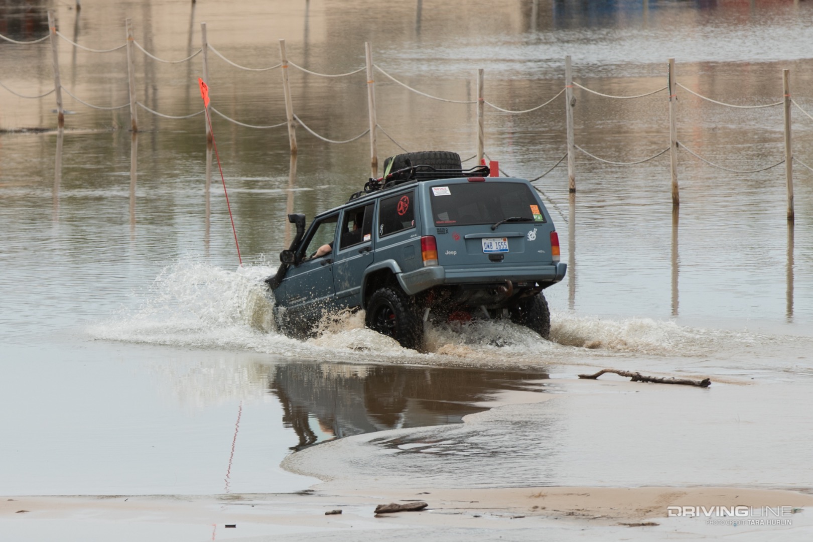 Jeep Cherokee Swimming SLSD