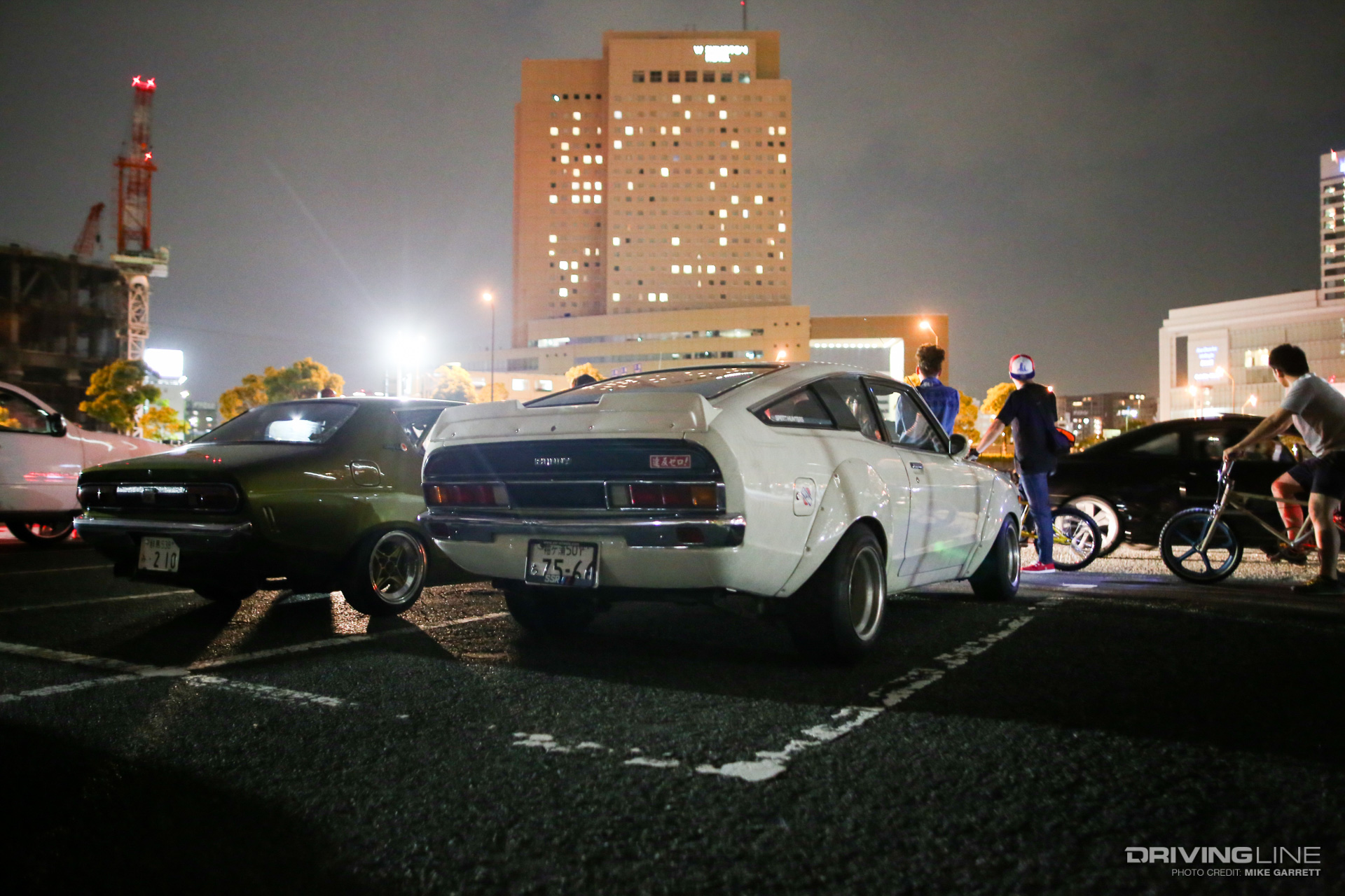 Kalifornia Look Cruise Night Sunny