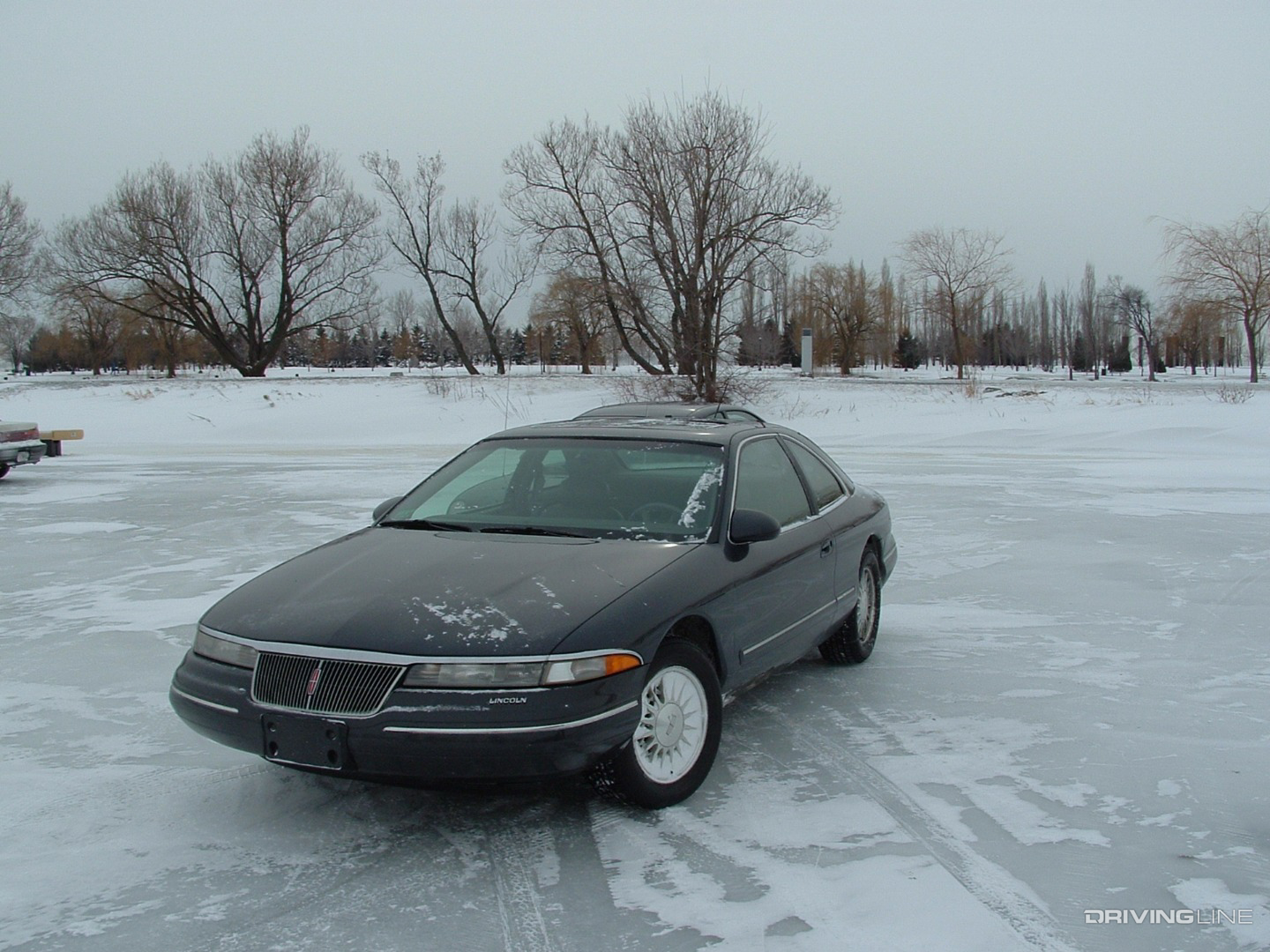 Lincoln Mark VIII Snow