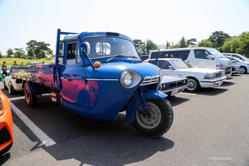 Showa Blue Truck