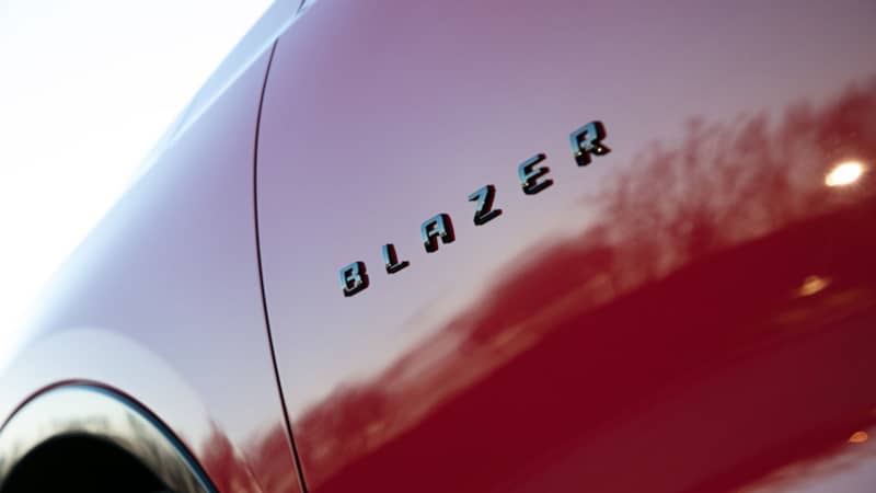 2019 chevrolet blazer 010 1