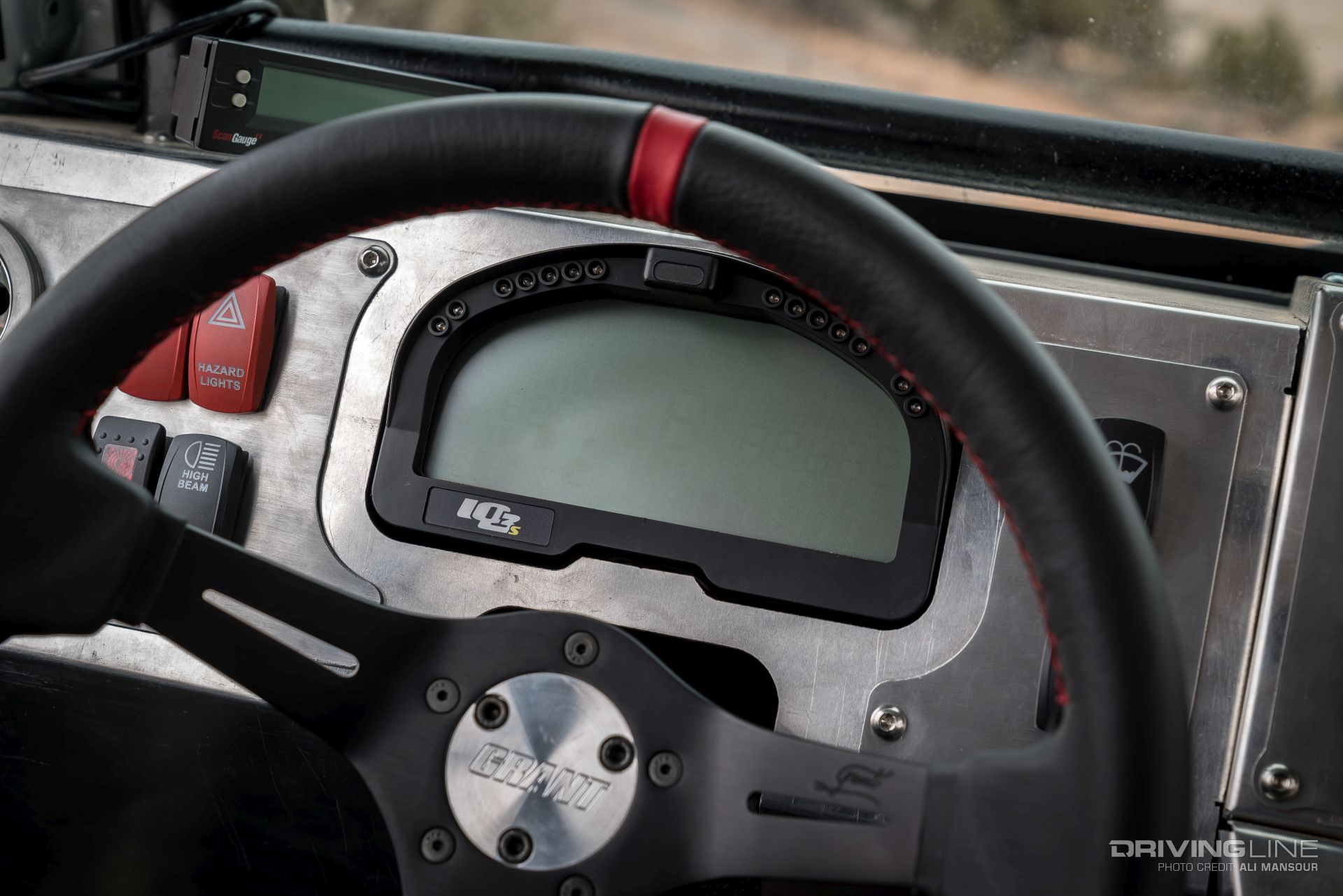2012-jeep-wrangler-unlimited-ls-globex-performance-nitto-trail-grapplers steering wheel