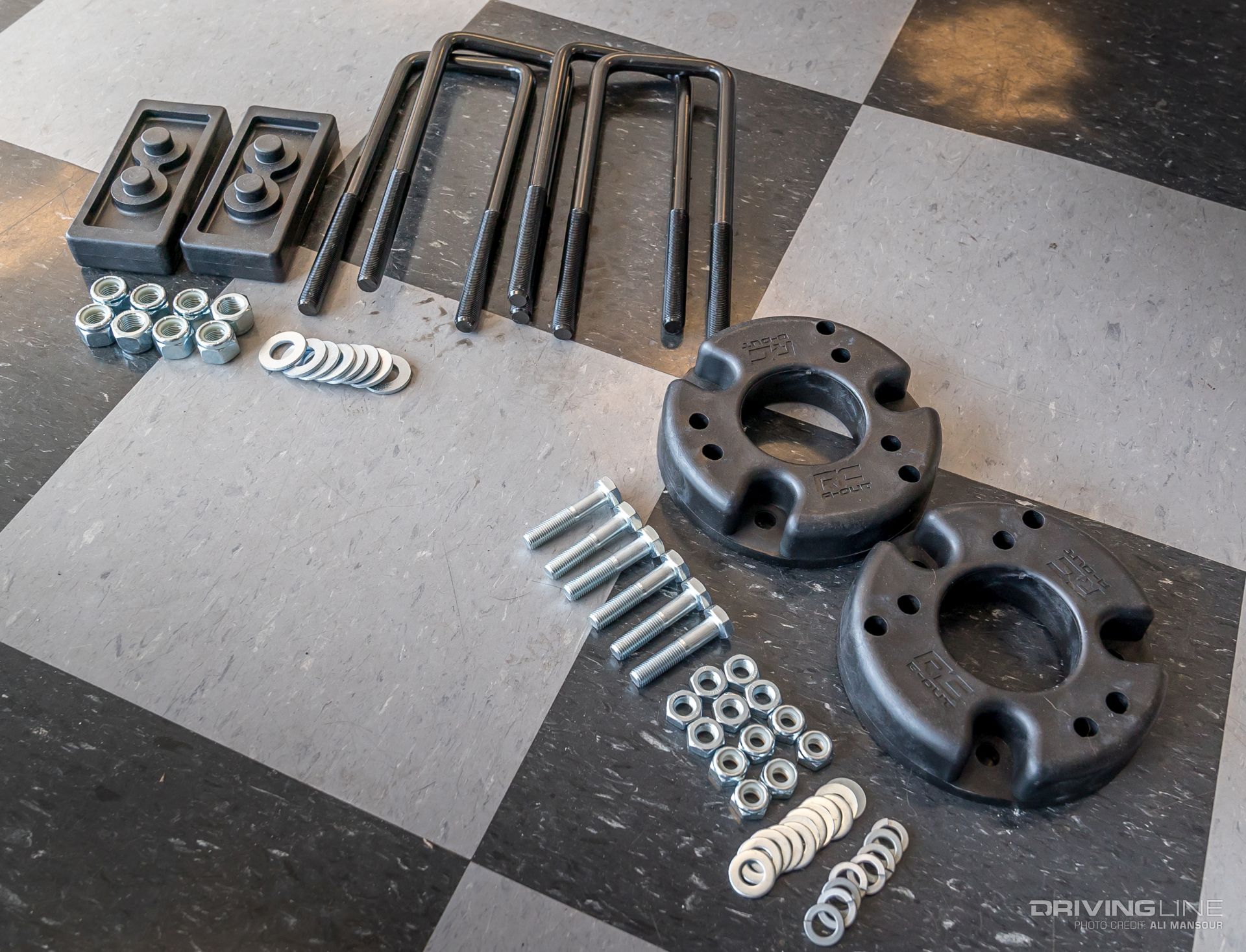 001-2014-ford-150-leveling-kit-rough-country-nitto-ridge-grapplers kit