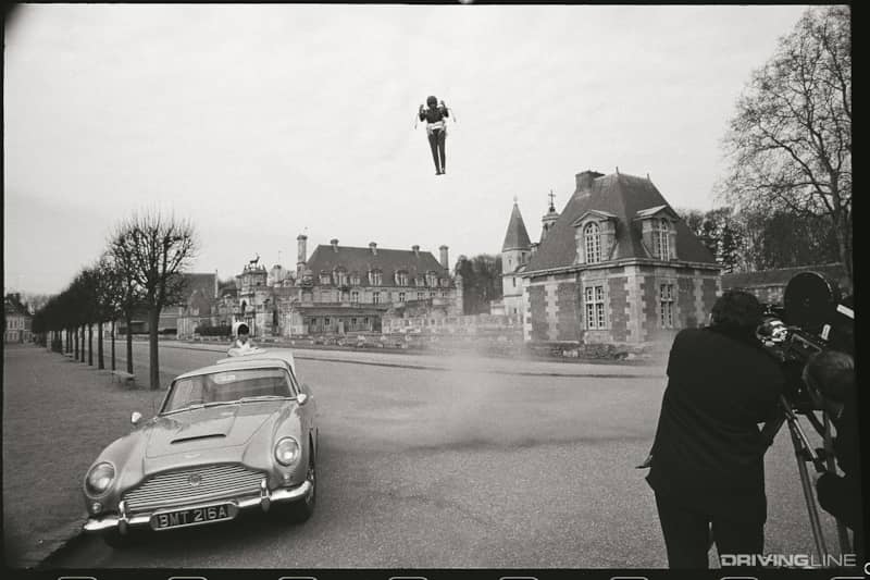 James Bond Aston Martin DB5 Jetpack