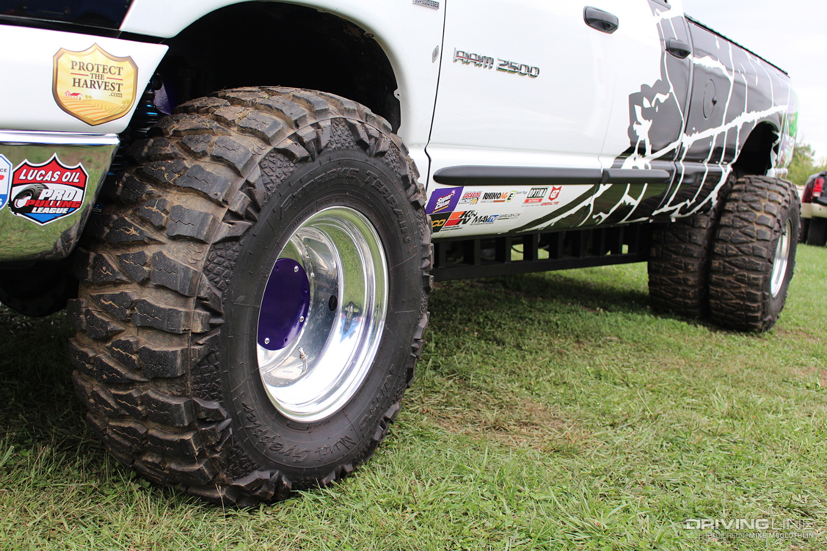 007-Nitto-Mud-Grappler-Extreme-Terrain