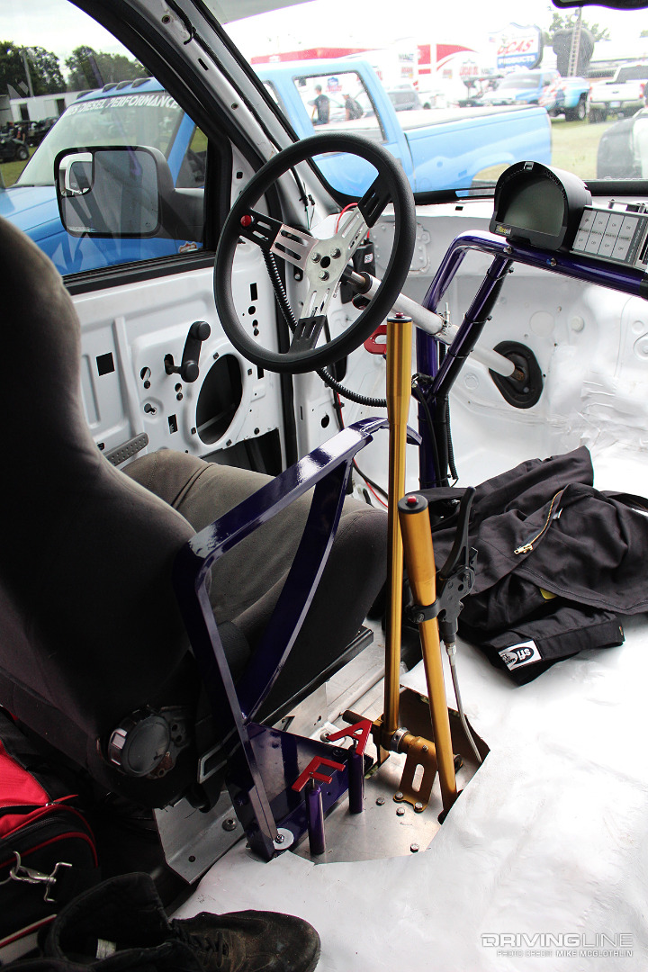 012-Dodge-Ram-2500-Gutted-Interior