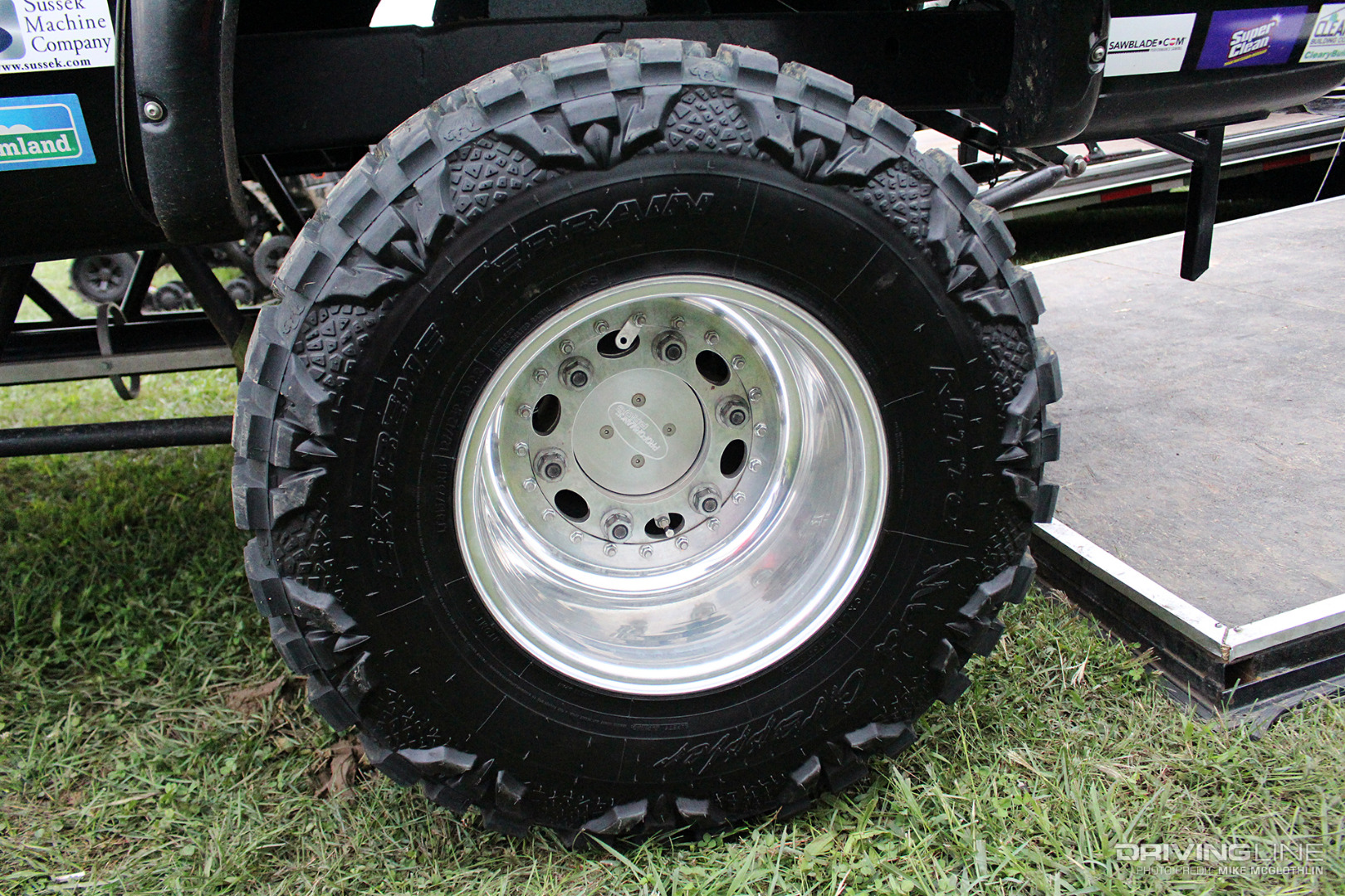 010-Nitto-Mud-Grappler-Real-Racing-Wheels