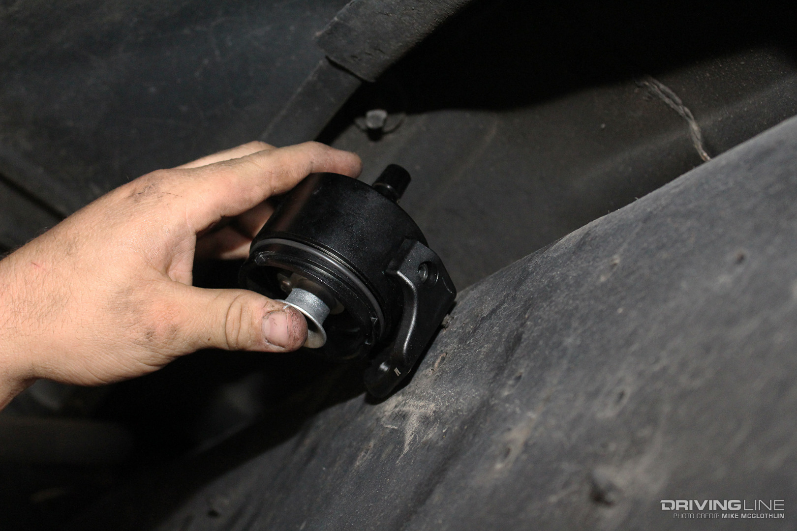 009-Mishimoto-Carbon-Fiber-Catch-Can-Bracket-Base