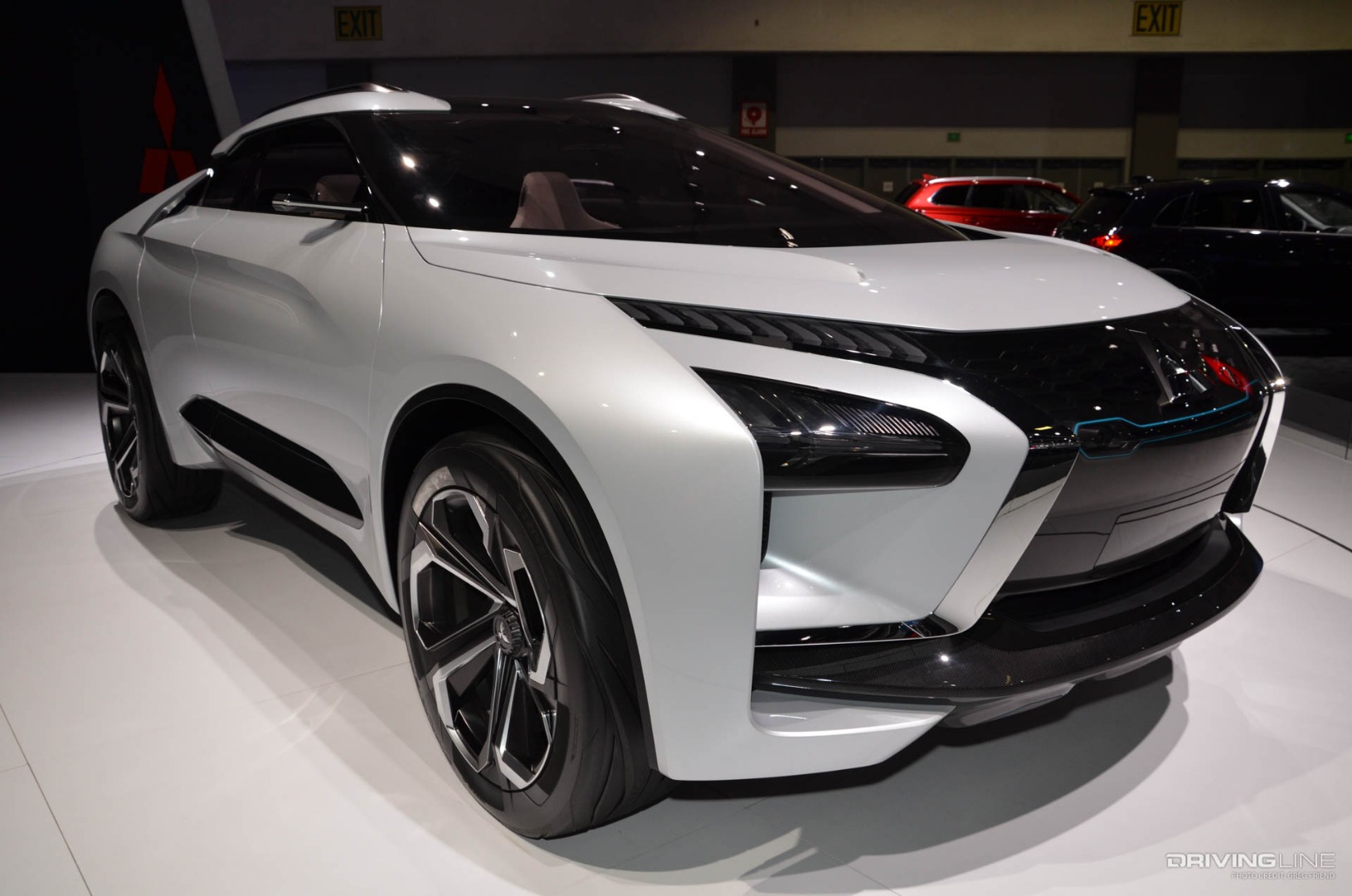 2018 LA Auto Show concepts Mitsubishi e-Evolution front three quarter