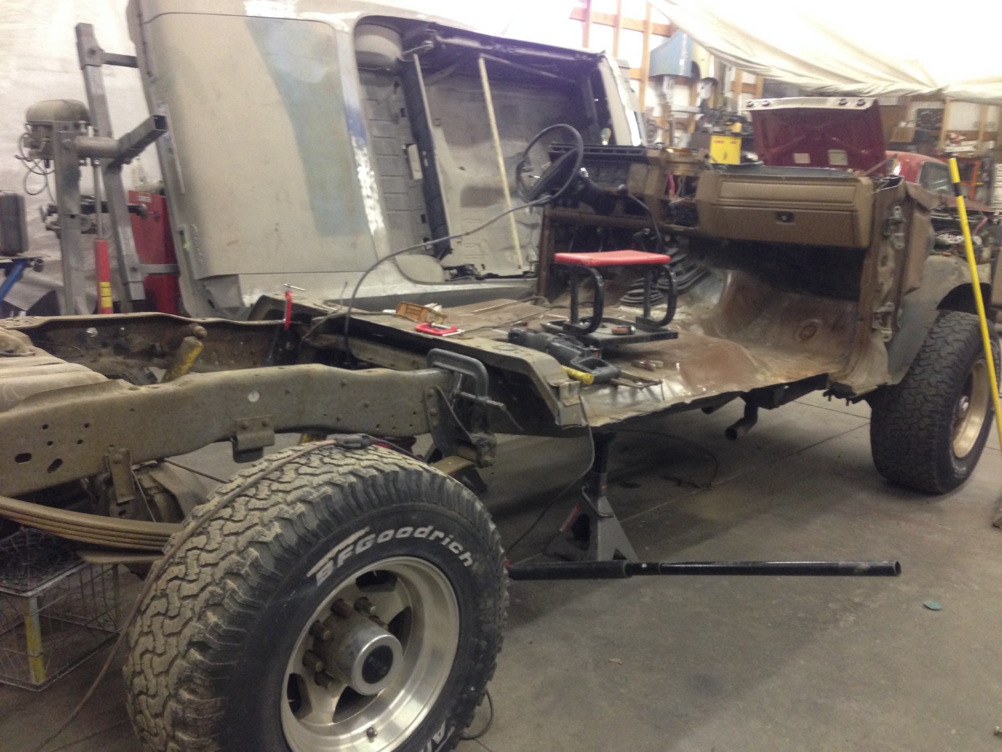 Ford F250 stripped down