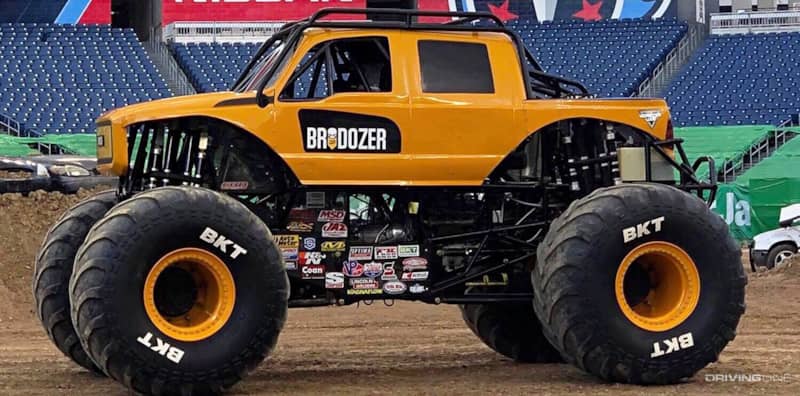 010-BroDozer-Duramax-Diesel-Monster-Jam