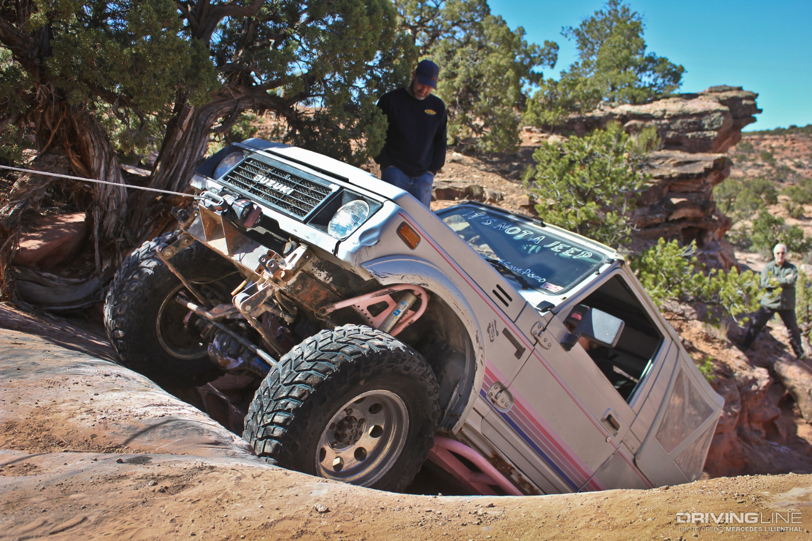 1988 Suzuki Samurai with Warn Provantage 4500 winch